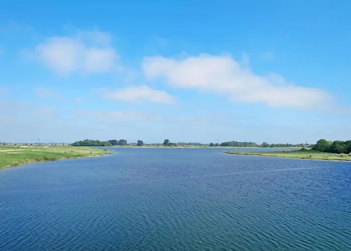 Апартаменты Hannelore-1 By Interhome